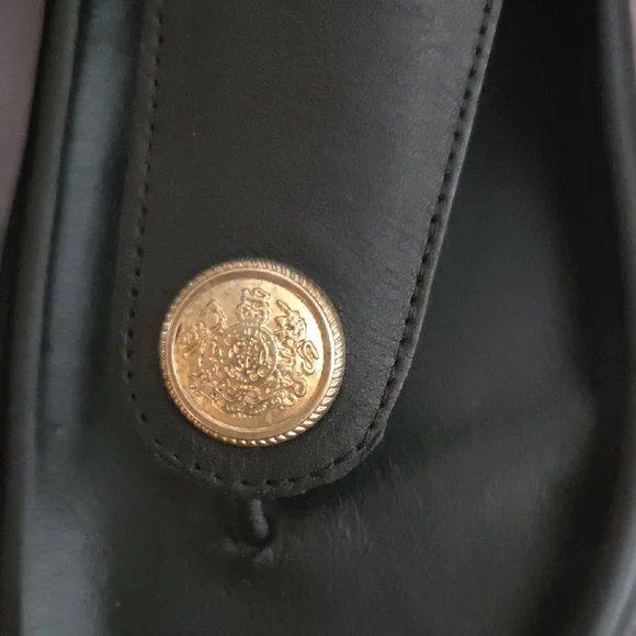 Chic Black Leather Sandals with Gold Buckle (New) - Picture 4 of 7